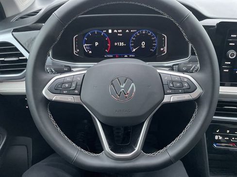 Certified 2025 Volkswagen Taos SEL image 14