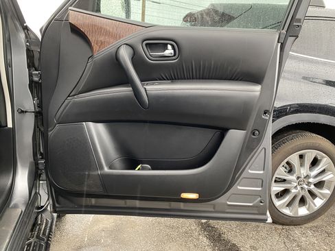 Used 2017 Nissan Armada Platinum w/ Captain Seat Package image 26