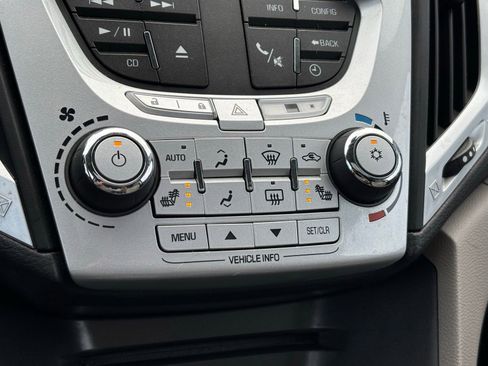 Used 2011 GMC Terrain SLT FWD image 8
