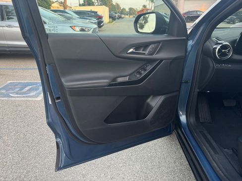 Used 2025 Chevrolet Equinox LT image 20