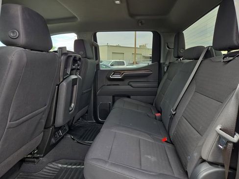 Used 2025 Chevrolet Silverado 1500 LT image 16