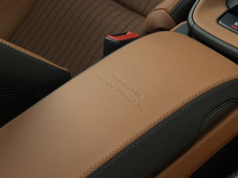 Used 2024 Porsche 911 S/T image 55