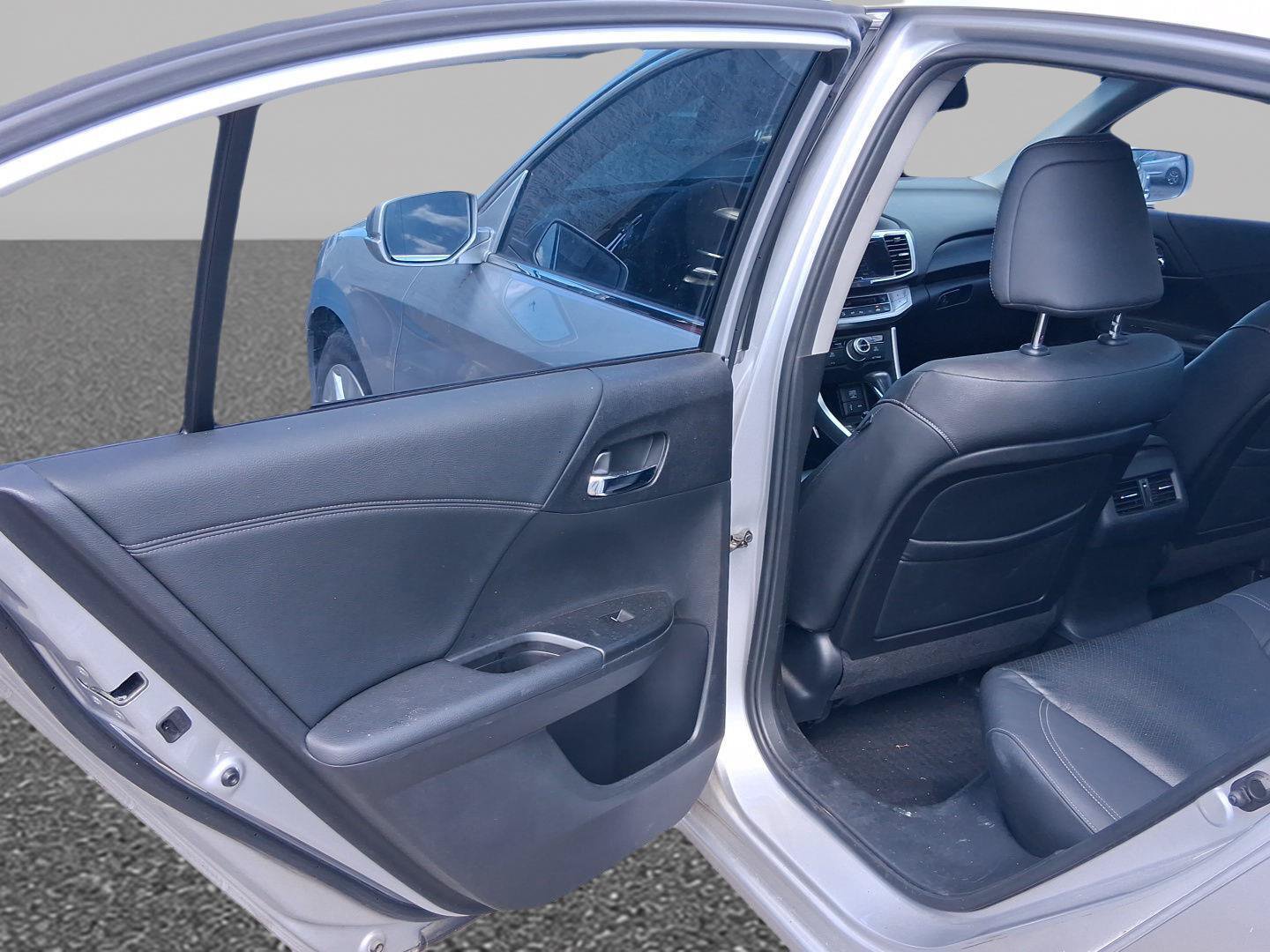 Used 2013 Honda Accord EX-L image 18