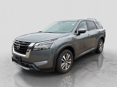 Certified 2025 Nissan Pathfinder SL