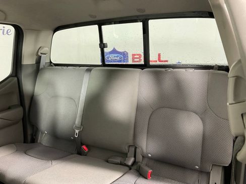Used 2019 Nissan Frontier SV AWD/4WD image 16