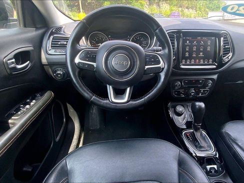 Used 2020 Jeep Compass Limited AWD/4WD image 5