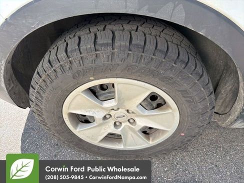 Used 2013 Ford Explorer 4WD w/ Class III Trailer Tow Pkg image 10