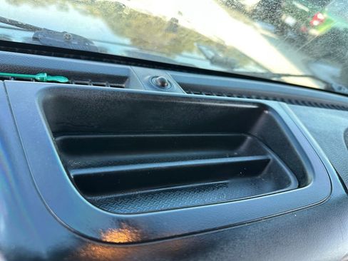 Used 2015 Jeep Wrangler Unlimited Rubicon w/ Connectivity Group image 18