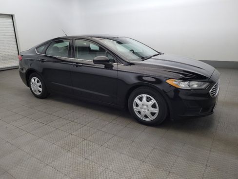 Used 2019 Ford Fusion S image 11