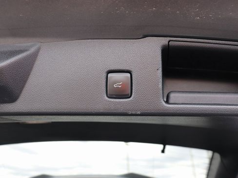 Used 2023 Ford Escape ST-Line Select image 12