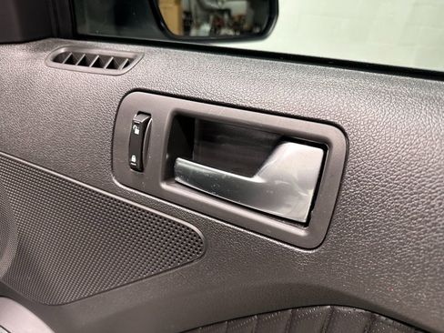 Used 2012 Ford Mustang Shelby GT500 image 15