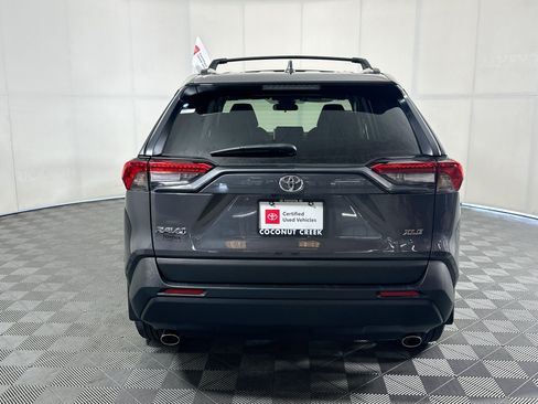 Used 2025 Toyota RAV4 XLE Premium FWD image 4