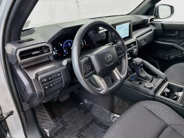 Used 2025 Toyota 4Runner SR5 RWD image 9