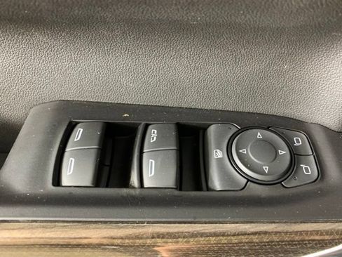 Used 2022 Chevrolet Silverado 1500 RST AWD/4WD image 28