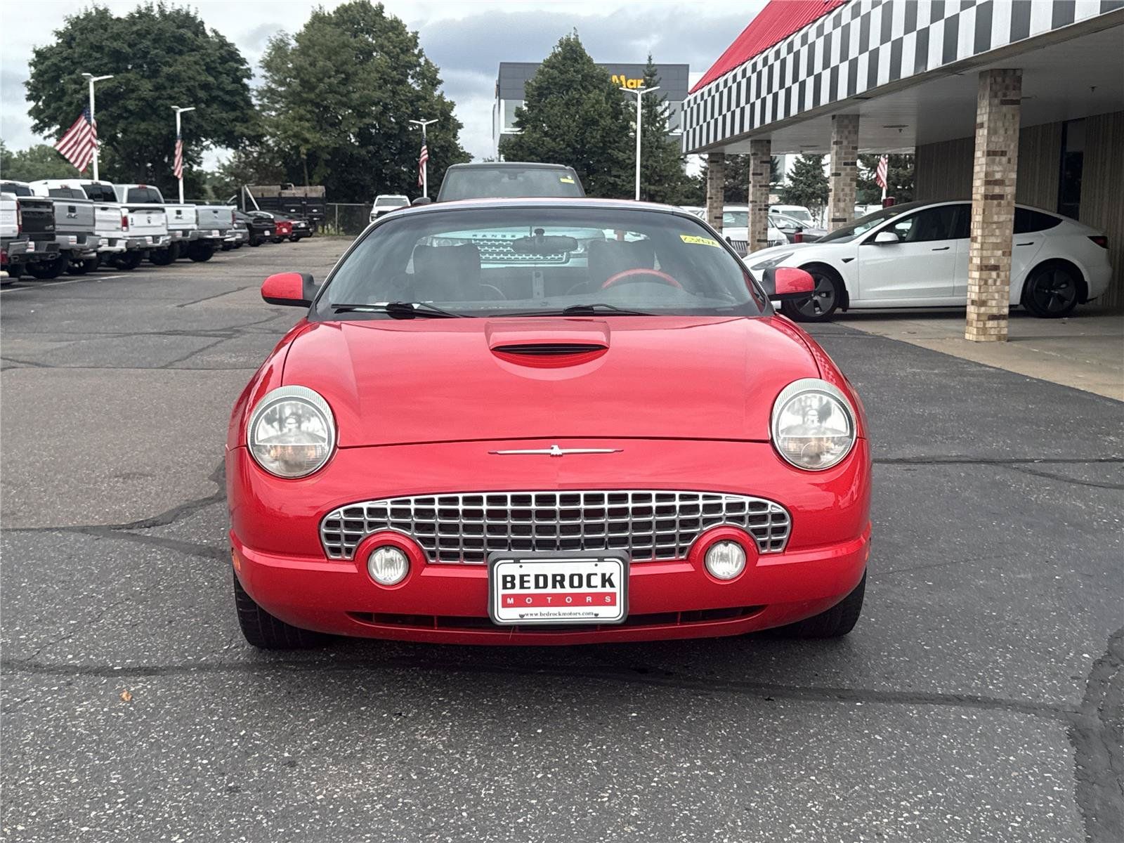Used 2002 Ford Thunderbird RWD image 2