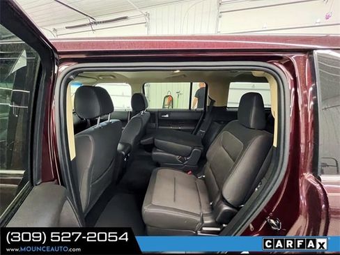 Used 2019 Ford Flex SEL image 11