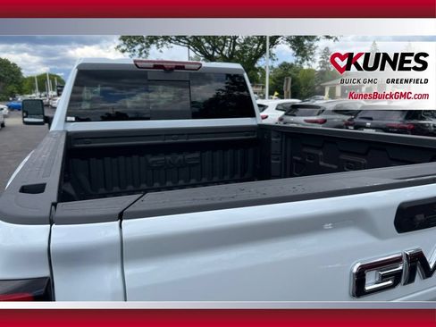New 2026 GMC Sierra 3500 Denali Ultimate AWD/4WD image 36