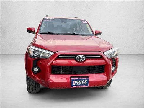 Certified 2024 Toyota 4Runner SR5 image 2