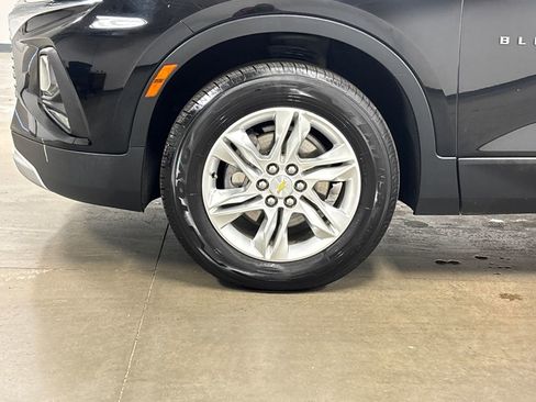 Used 2020 Chevrolet Blazer LT image 11