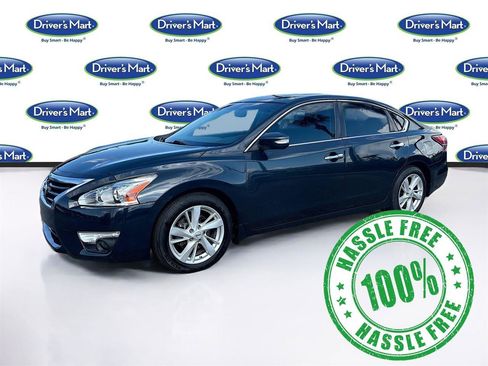 Used 2014 Nissan Altima 2.5 SV w/ Convenience Package image 3
