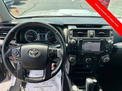 Used 2016 Toyota 4Runner Trail AWD/4WD image 5
