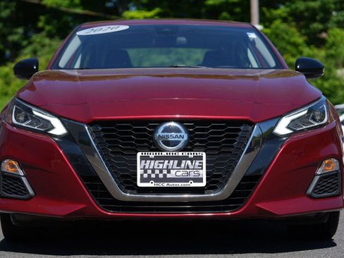 Used 2020 Nissan Altima 2.5 SR w/ Premium Package AWD/4WD image 8