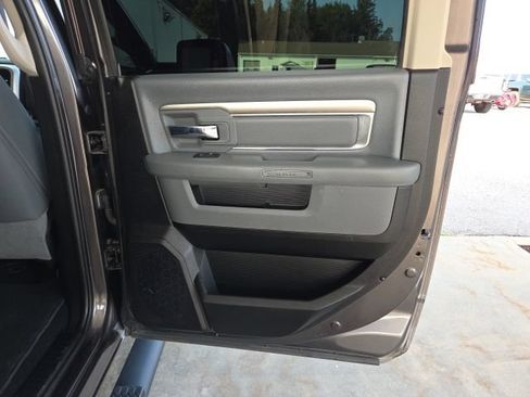 Used 2020 RAM 1500 Warlock AWD/4WD image 55