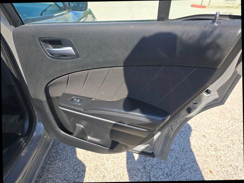 Used 2023 Dodge Charger SXT RWD image 18
