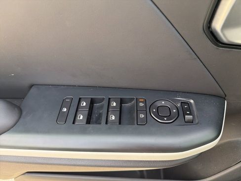Certified 2025 Kia K4 GT-Line w/ GT-Line Premium Package FWD image 18