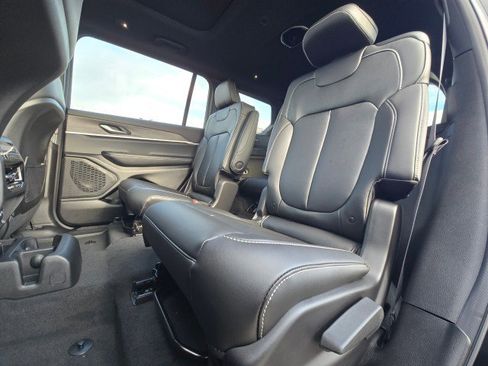 New 2025 Jeep Grand Cherokee L Limited image 20