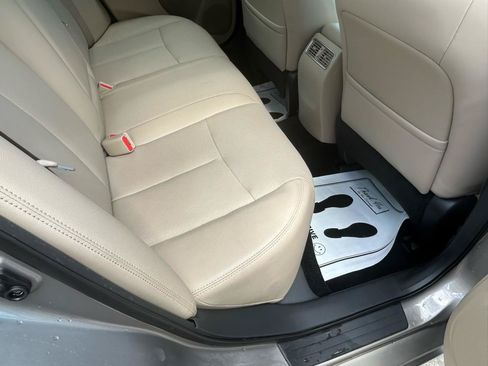 Used 2015 Nissan Altima 2.5 SL w/ Technology Package FWD image 11