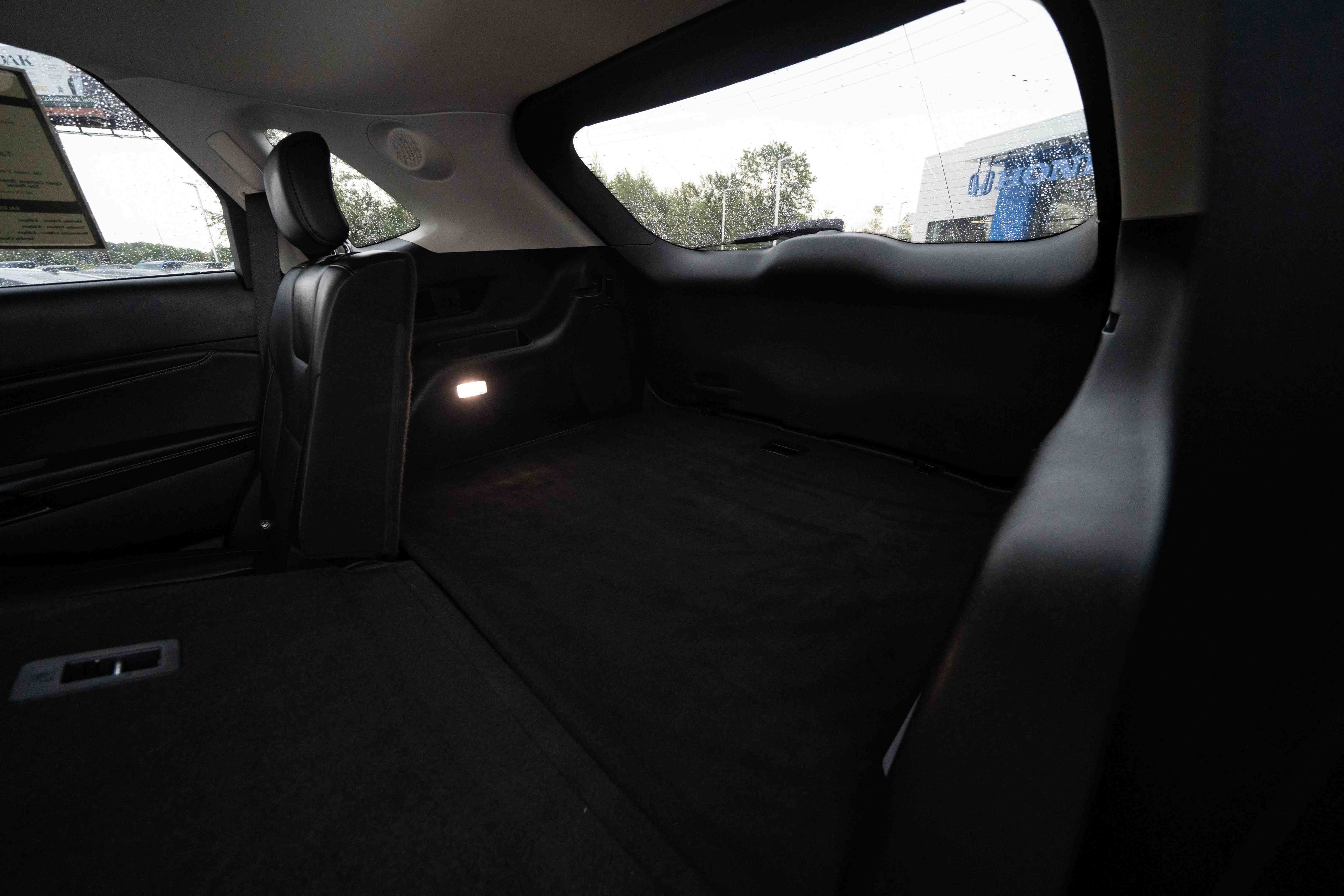 Used 2021 Ford Edge Titanium FWD image 24