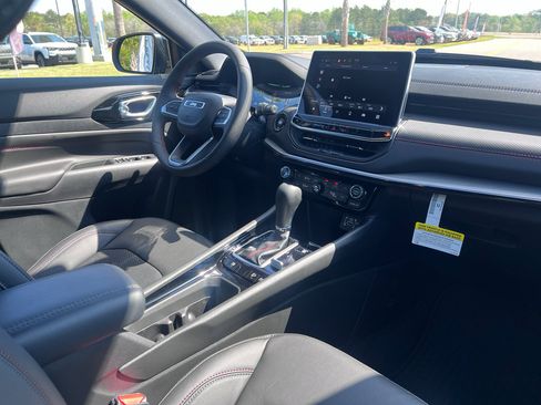 New 2026 Jeep Compass Trailhawk image 14