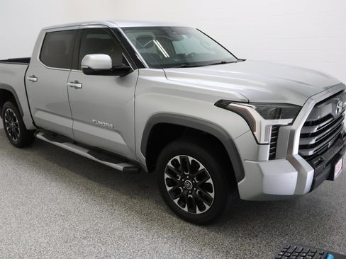 Used 2023 Toyota Tundra Limited w/ Power Package image 4