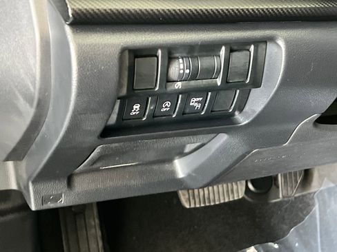 Certified 2023 Subaru Crosstrek 2.0i Premium image 40