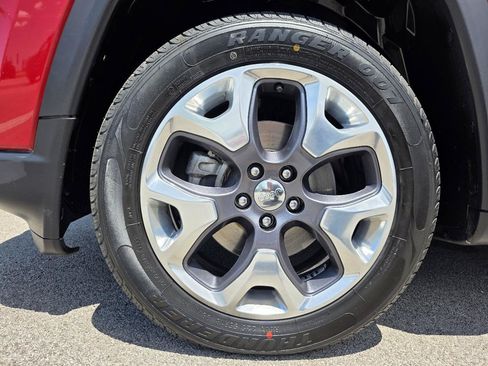 Used 2021 Jeep Compass Limited FWD image 18