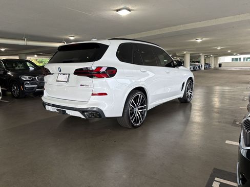 Used 2025 BMW X5 M60i AWD/4WD image 8