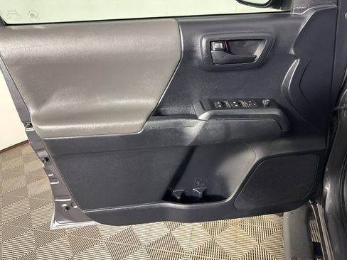 Used 2019 Toyota Tacoma SR w/ SR Convenience Package RWD image 23