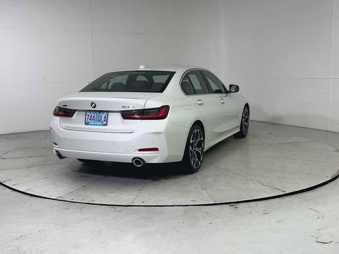 Used 2025 BMW 330i xDrive Sedan w/ Convenience Package image 2