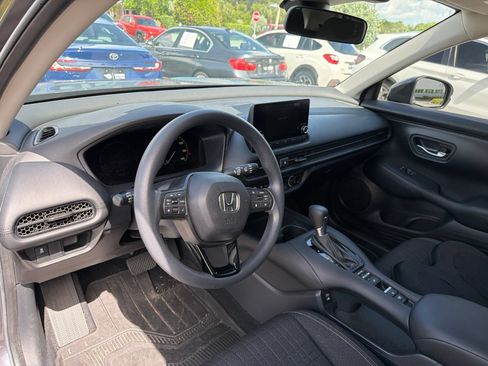 Used 2024 Honda HR-V LX image 11