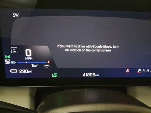 Used 2025 Chevrolet Equinox EV LT w/ Convenience Package image 25