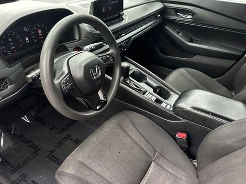 Certified 2023 Honda Accord EX image 11
