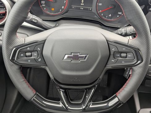 New 2026 Chevrolet Trax RS w/ Sunroof Package image 20