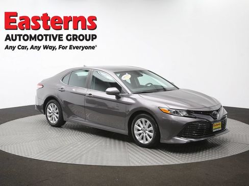 Used 2019 Toyota Camry LE FWD image 47
