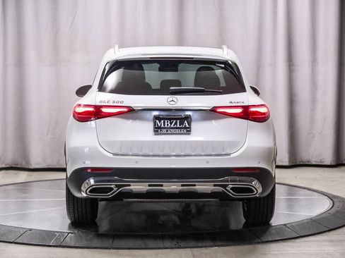 Certified 2025 Mercedes-Benz GLC 300 GLC 300 image 3