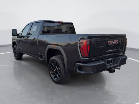 Used 2026 GMC Sierra 2500 AT4 AWD/4WD image 5