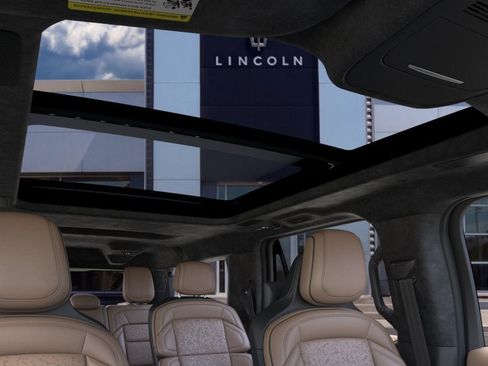 New 2026 Lincoln Navigator L Black Label AWD/4WD image 22