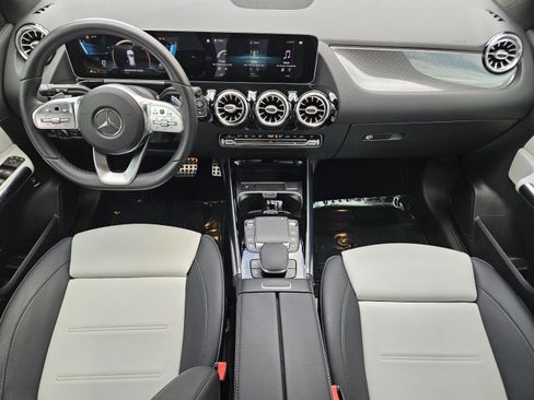 Certified 2021 Mercedes-Benz GLA 45 AMG 4MATIC image 15