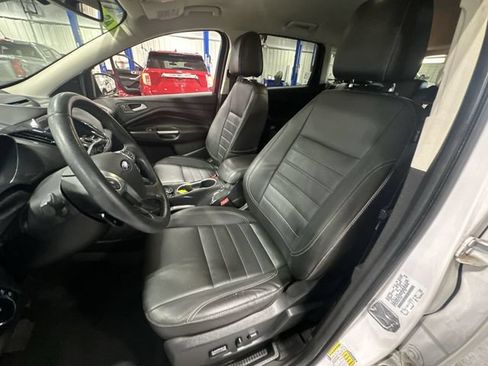 Used 2014 Ford Escape Titanium w/ Equipment Group 401A AWD/4WD image 17