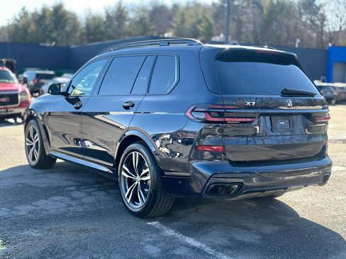 Used 2024 BMW X7 M60i w/ Climate Comfort Package AWD/4WD image 11